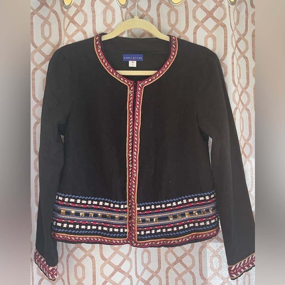 Simply Styled Black Jacket with Multicolor Embroidery